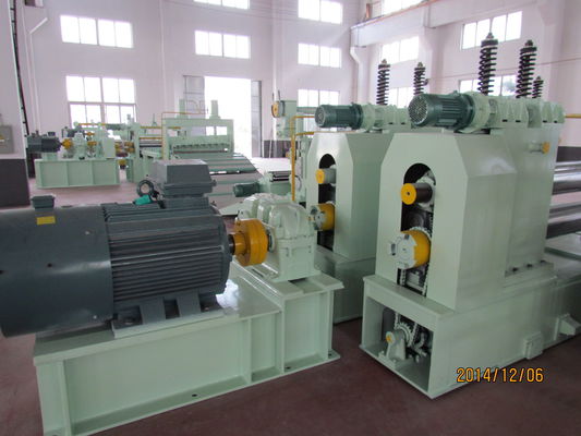 0.3-3x1600mm Steel Strip Slitting Machine 100m/min Adjustable